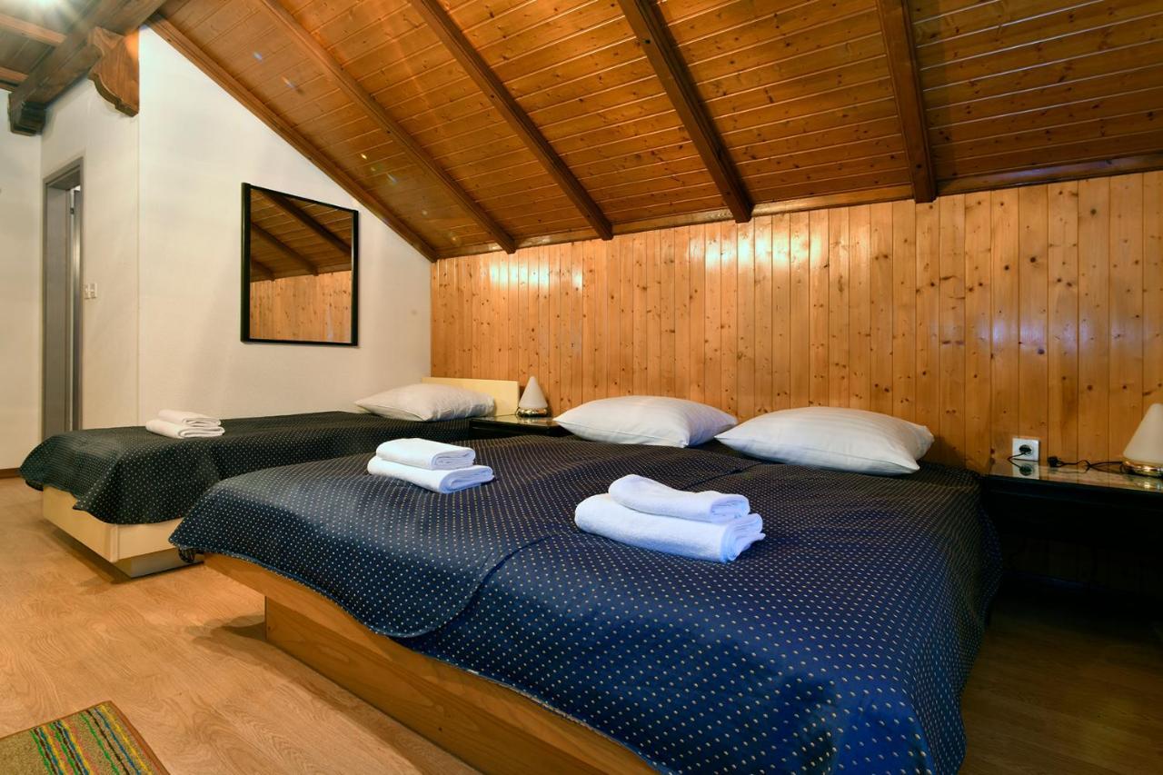 Gostilna Lokve Bed and Breakfast Eksteriør billede